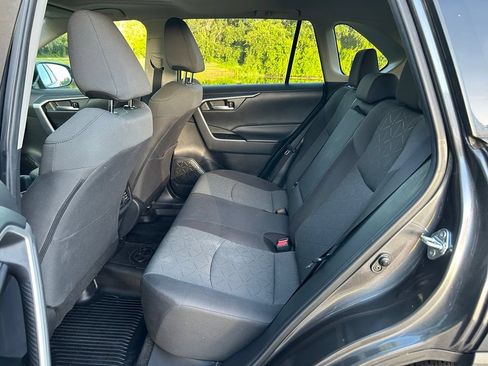 Certified 2023 Toyota RAV4 XLE w/ Convenience Package FWD image 31