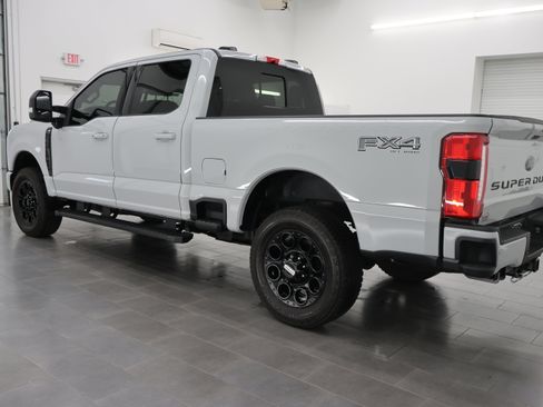 Used 2025 Ford F250 XLT w/ Black Appearance Package AWD/4WD image 6