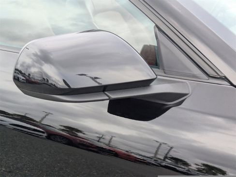 Used 2024 Ford Mustang GT Premium image 11