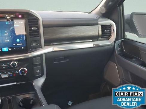 Used 2024 Ford F150 Lariat w/ FX4 Off-Road Package image 30