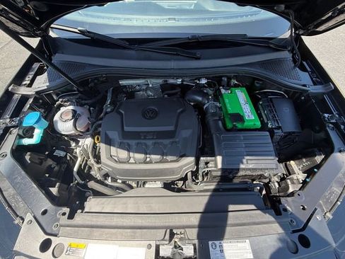 Used 2020 Volkswagen Tiguan SE R-Line AWD/4WD image 27