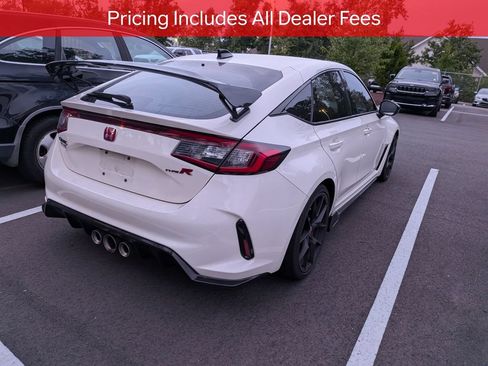 Used 2025 Honda Civic Type R image 6