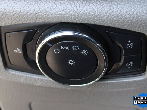 Used 2022 Ford F250 XL w/ Power Equipment Group image 21