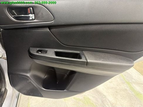 Used 2013 Subaru Crosstrek 2.0i Premium AWD/4WD image 28