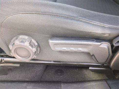 Used 2021 Jeep Gladiator Sport image 21