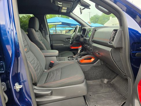 Used 2023 Nissan Frontier Pro-X w/ Pro Convenience Package RWD image 24