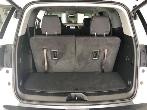 Used 2019 GMC Acadia SLE image 11