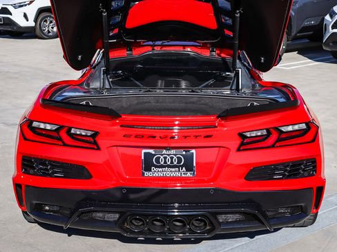 Used 2025 Chevrolet Corvette Z06 image 36