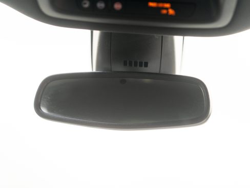 Used 2024 Buick Enclave Essence w/ Experience Buick Package FWD image 27
