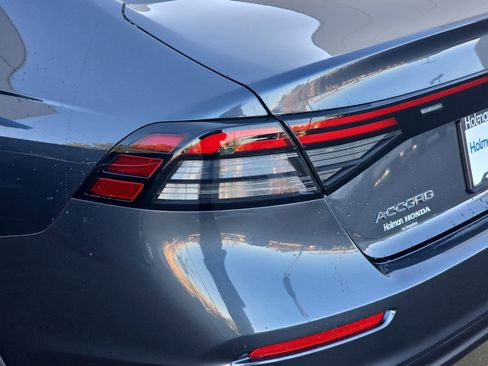 New 2025 Honda Accord SE image 30
