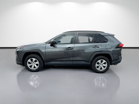 Used 2020 Toyota RAV4 LE FWD image 6