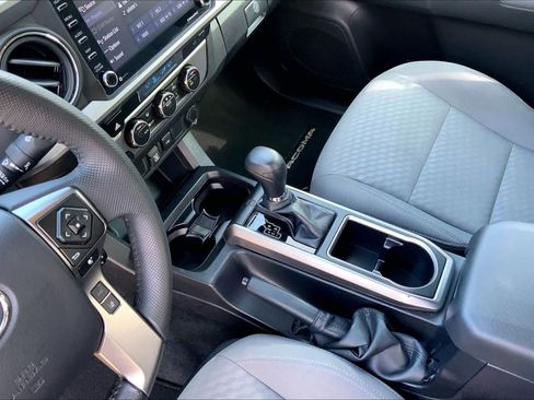 Used 2023 Toyota Tacoma SR5 AWD/4WD image 16