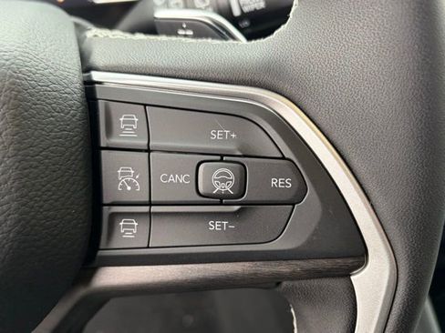 New 2026 Jeep Grand Cherokee Limited AWD/4WD image 19