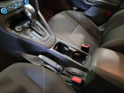 Used 2016 Ford Focus SE FWD image 26