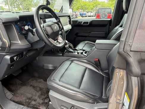 Used 2025 Ford Bronco Badlands AWD/4WD image 29