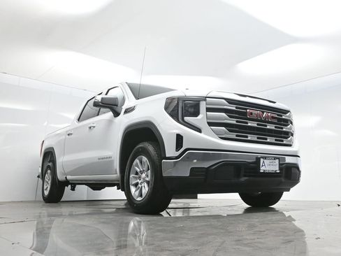 Used 2024 GMC Sierra 1500 SLE RWD image 59