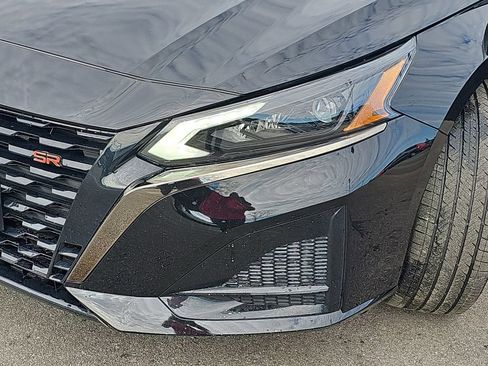 Used 2023 Nissan Altima 2.5 SR image 33