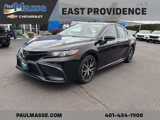 Used 2024 Toyota Camry SE w/ Cold Weather Package AWD/4WD video 1