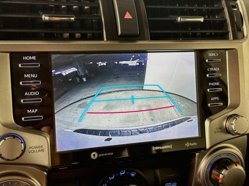 Used 2020 Toyota 4Runner SR5 Premium w/ Moonroof Package AWD/4WD image 16
