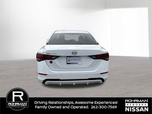 Used 2025 Nissan Sentra S w/ Lighting Package FWD image 7