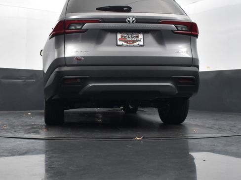 Used 2026 Toyota Grand Highlander AWD Hybrid image 40