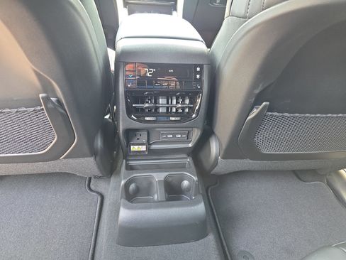 New 2026 Jeep Grand Cherokee L Limited AWD/4WD image 32