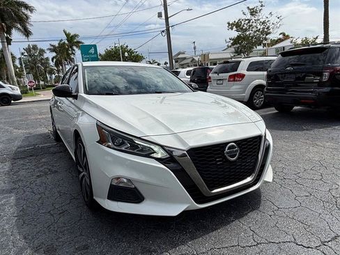 Used 2019 Nissan Altima 2.5 SR FWD image 7