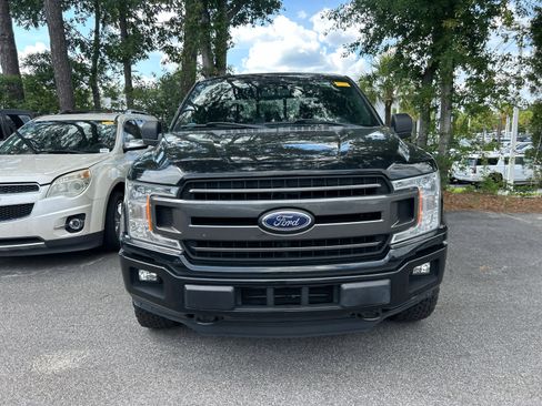 Used 2018 Ford F150 XLT w/ Equipment Group 302A Luxury AWD/4WD image 2