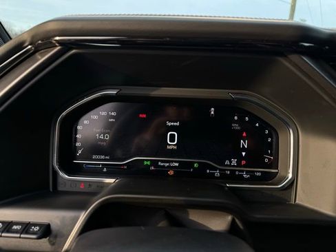 Used 2024 GMC Sierra 1500 AT4X image 21