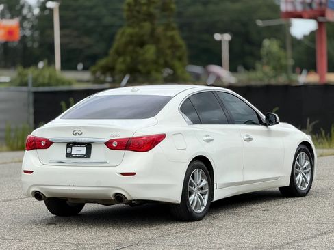 Used 2015 INFINITI Q50 Premium w/ Navigation Package RWD image 9