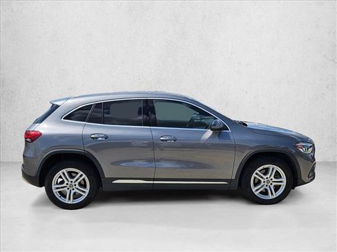 Certified 2021 Mercedes-Benz GLA 250 4MATIC image 4
