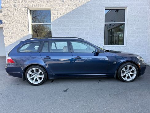 Used 2009 BMW 535i xDrive Wagon image 30