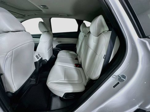 New 2026 Hyundai Tucson SEL FWD image 17