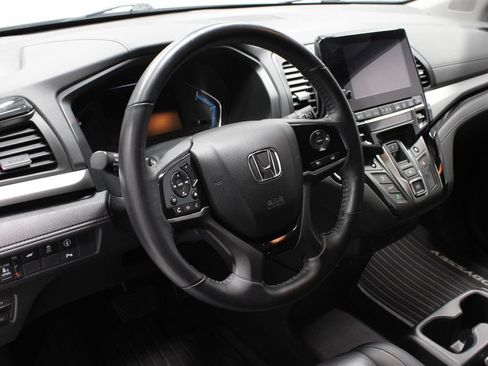 Used 2023 Honda Odyssey Touring image 27