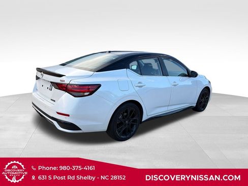 Certified 2025 Nissan Sentra SR w/ Midnight Edition FWD image 6