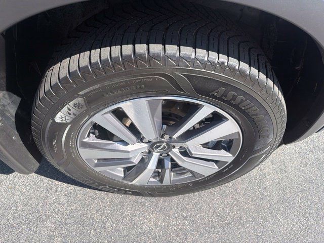 Used 2023 Nissan Pathfinder SL AWD/4WD image 13