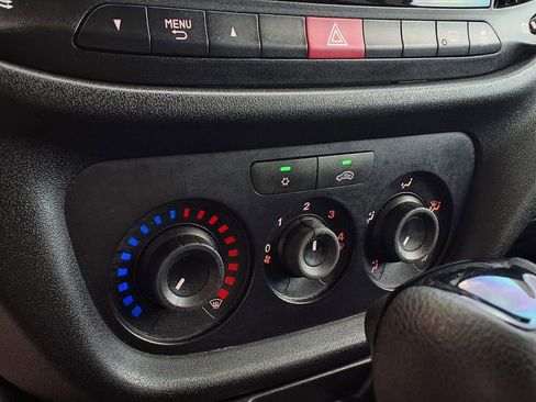 Used 2020 RAM ProMaster City SLT w/ Popular Equipment Group image 9