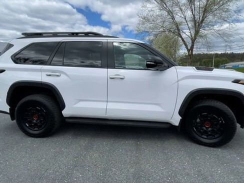 Certified 2025 Toyota Sequoia TRD Pro AWD/4WD image 9