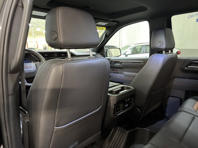 Used 2025 GMC Sierra 1500 AT4 w/ AT4 Premium Package AWD/4WD image 19