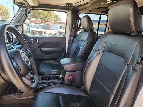 Used 2023 Jeep Gladiator Sport image 13