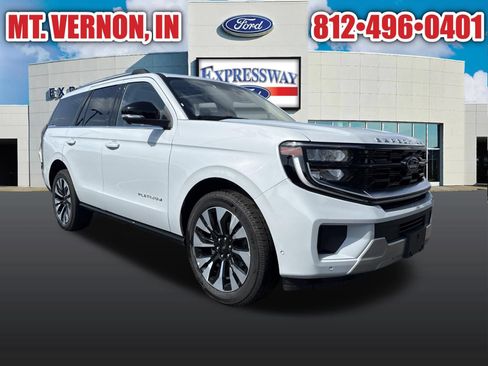 Used 2025 Ford Expedition Platinum w/ Driver's Package AWD/4WD image 12