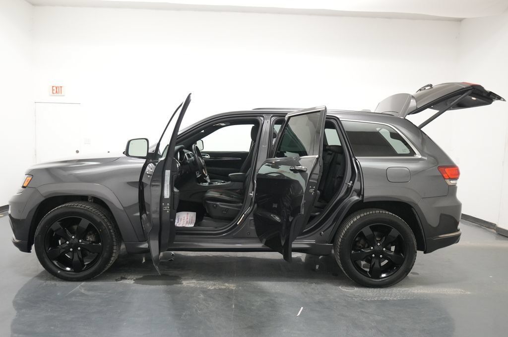 Used 2016 Jeep Grand Cherokee High Altitude AWD/4WD image 30