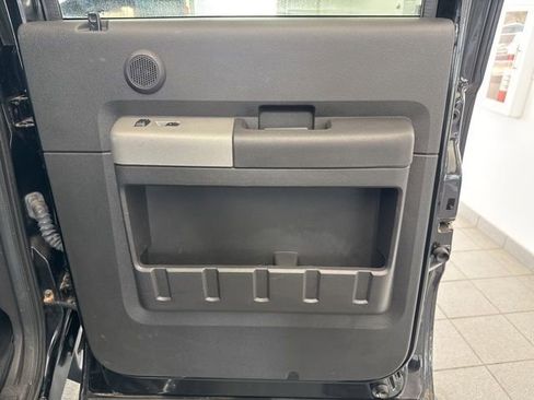 Used 2016 Ford F250 Lariat w/ Lariat Ultimate Package image 9