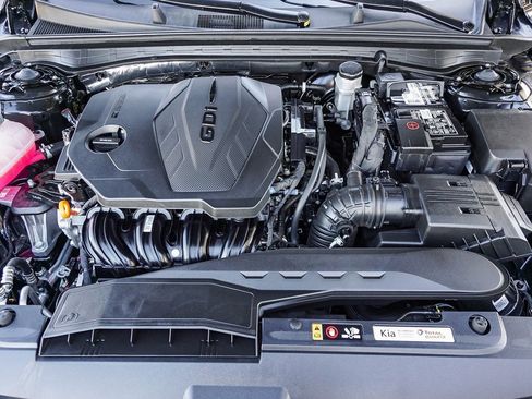 Used 2025 Kia K5 LXS image 29