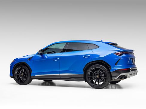 Used 2019 Lamborghini Urus image 13