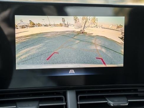 Used 2026 Chevrolet Trax LT w/ Driver Confidence Package image 25