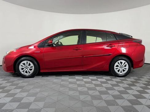 Used 2016 Toyota Prius Two FWD image 13