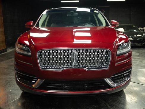 Used 2019 Lincoln Nautilus Reserve AWD/4WD image 3