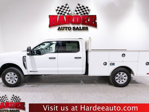 Used 2023 Ford F350 XLT w/ FX4 Off-Road Package image 1