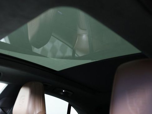 Used 2025 Porsche Macan Turbo Electric image 18